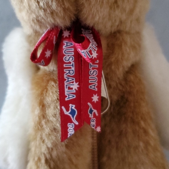 NWOT! # Kangaroo Furry Poach - Picture 3 of 8